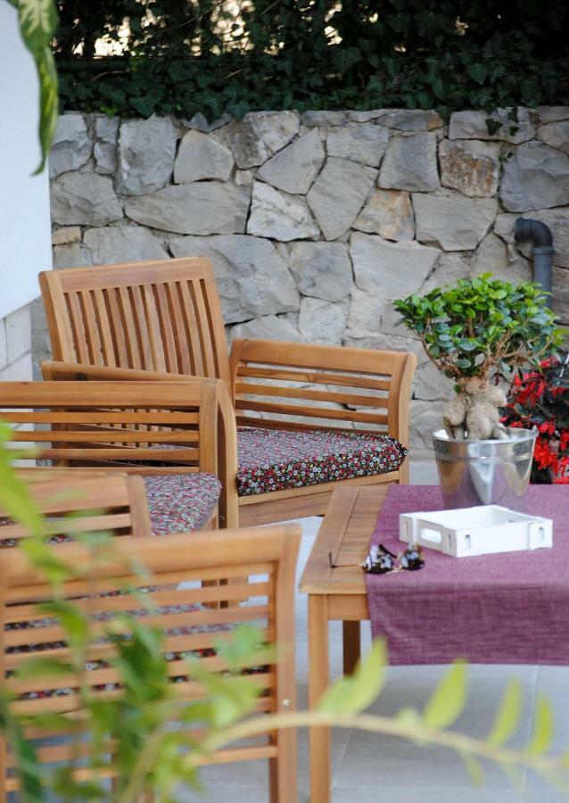 Apartment Raquil Split Exterior photo