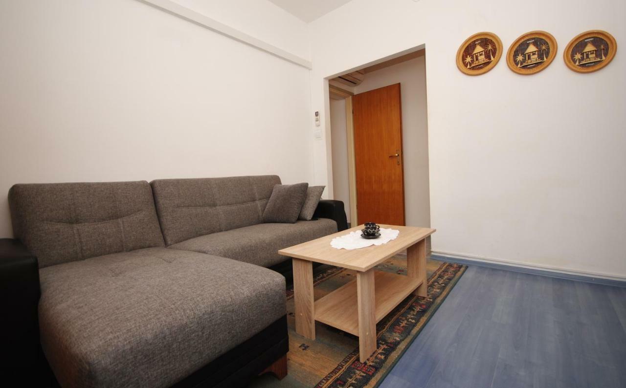Apartment Raquil Split Exterior photo
