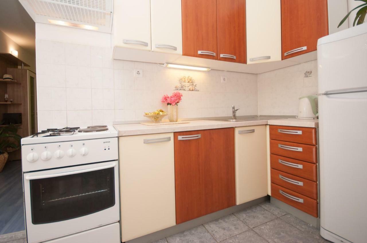 Apartment Raquil Split Exterior photo